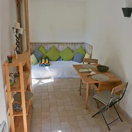 Вилла La Petite Maison *